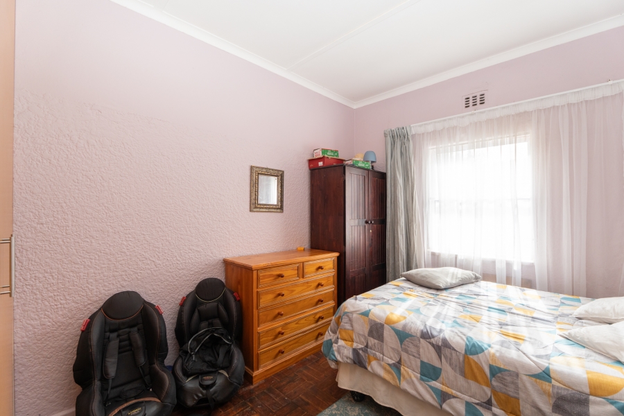 8 Bedroom Property for Sale in Parow Valley Western Cape